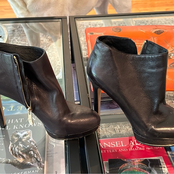 Vince Camuto black  stiletto ankle boots - Picture 2 of 4